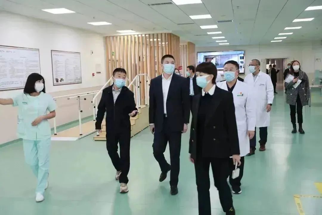 龍港區人大、區政府領導一行視察調研龍港國際醫療健康產業園(圖6)